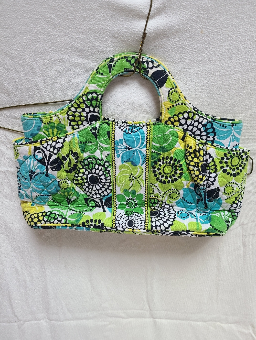 Retired Vera Bradley Abby Limes Up Quilted Floral Tote